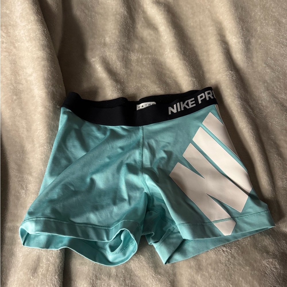 Nike Women's Aqua Pro Shorts